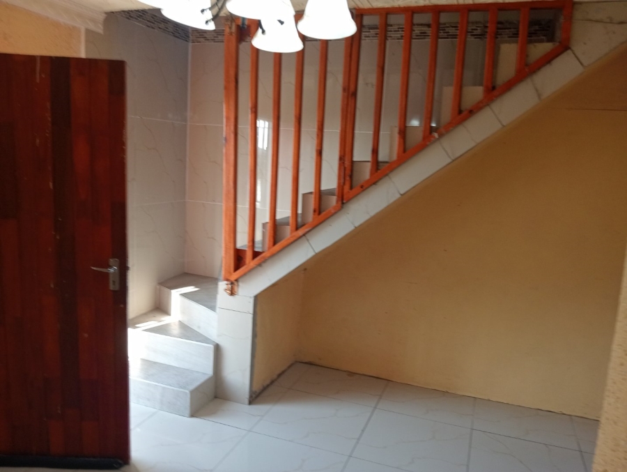 2 Bedroom Property for Sale in Delft Western Cape